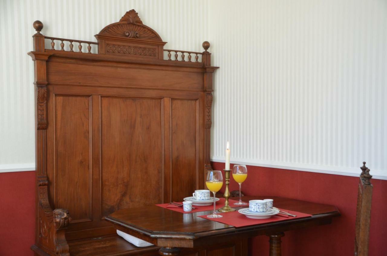 Hotel & Cafe Mohrenbrunnen Eisenberg  Bagian luar foto